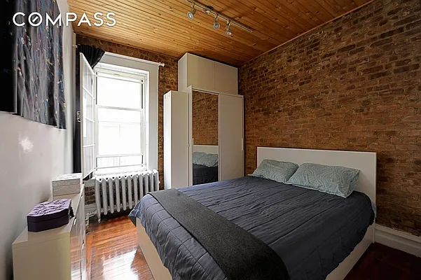 Sold by Compass | media 8