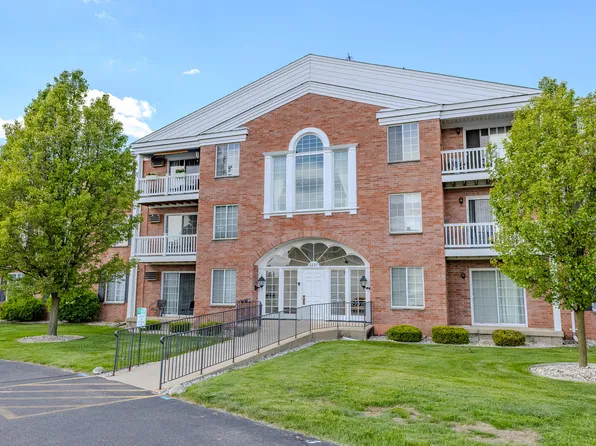 2207 Porter St SW APT 304, Wyoming, MI 49519