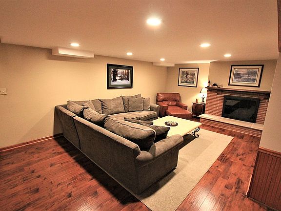 Lower level w Gas Fireplace