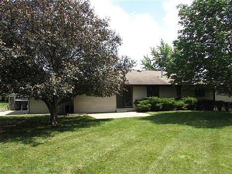 1st image of 3815 Chippewa Ct