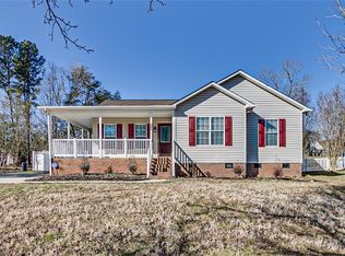 4235 White Oak Dr, Randleman, NC 27317