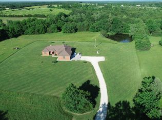 572 Pleasant Church Rd, Marshfield, MO 65706