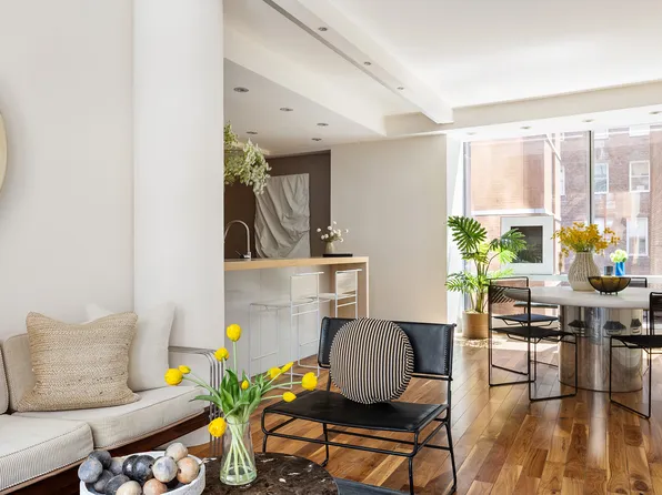 166 West 18th Street image 1 of 13