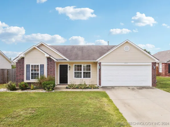 200 W Fairlane Pl, Sapulpa, OK 74066