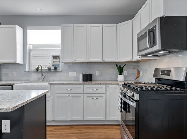 Additional property image - 1004 S Montreal Ave, Dallas, TX 75208