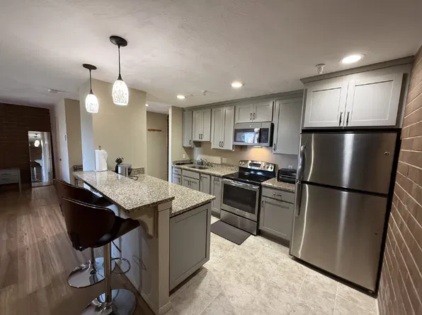 115 W Squantum St, Quincy, MA