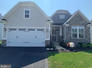 105 Atlantis Ln, Lake Frederick, VA 22630