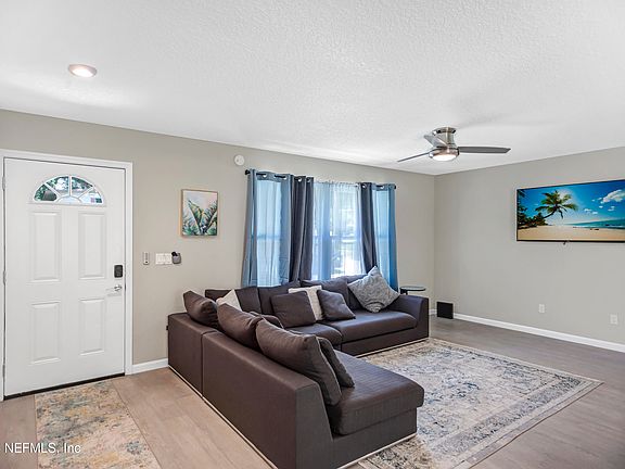 5th image of 1573 ALETHA Drive