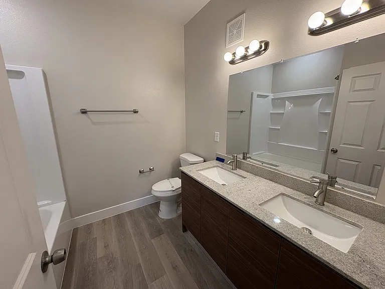 4424 S Texas Ave #1-305-1 — Photo 13