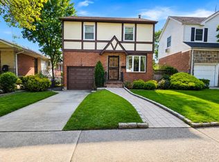 8017 215th Street, Hollis Hills, NY 11427