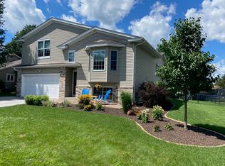 4317 Lexington Pointe Pkwy, Eagan, MN 55123