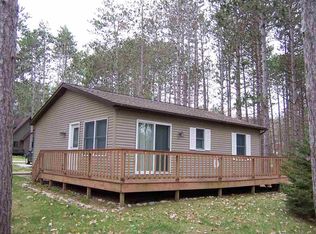 204 Maple Rd, Roscommon, MI 48653