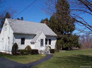 8076 Sisson Hwy, Eden, NY 14057