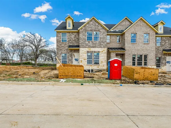 990 Edgemont Dr, Dallas, TX 75216