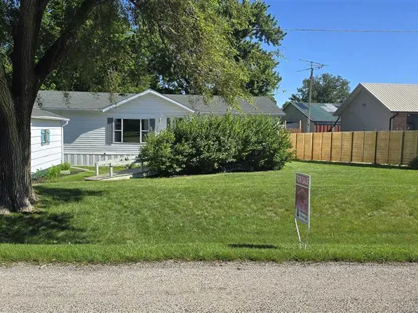 1920 W Main St, Washington, IA 52353