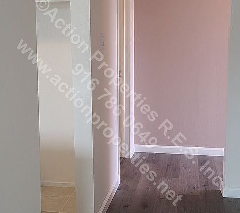 4th image of 1220 Edgeworth Ave #307