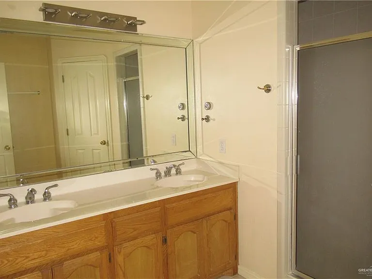 3307 Santa Teresa — Photo 18