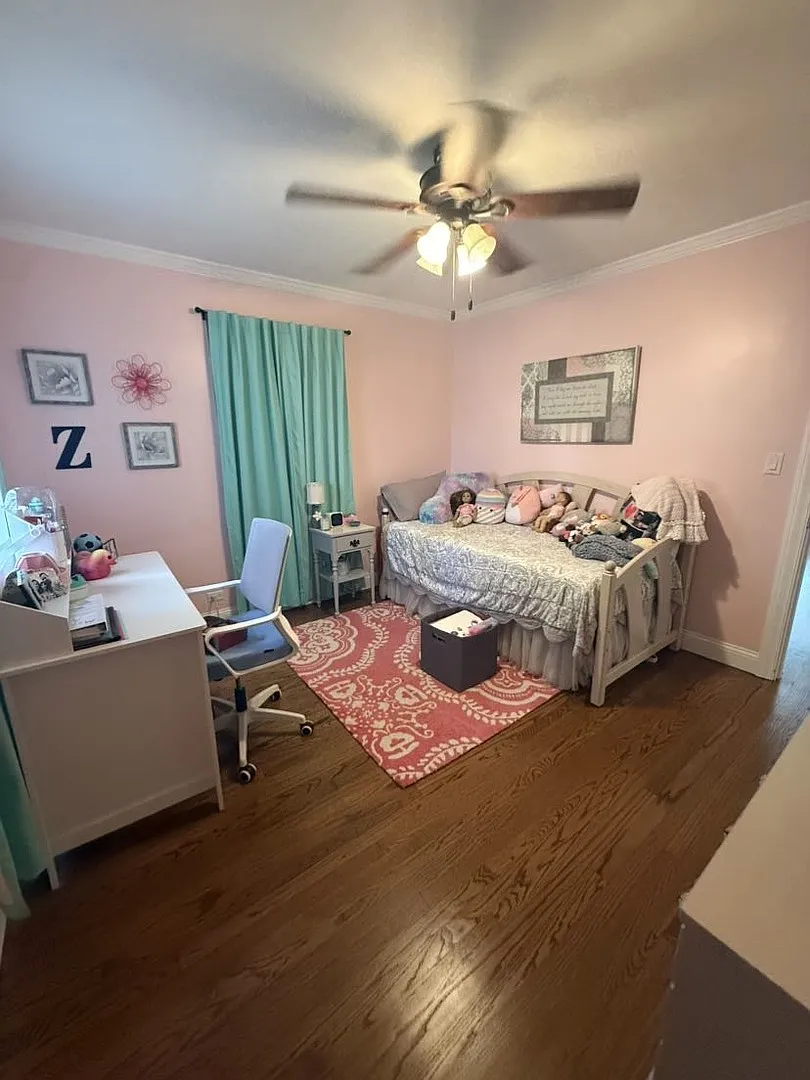 3 bed, 2100 sqft, $3,500 — Photo 4