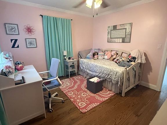 4th image of 6953 W Summerdale Ave