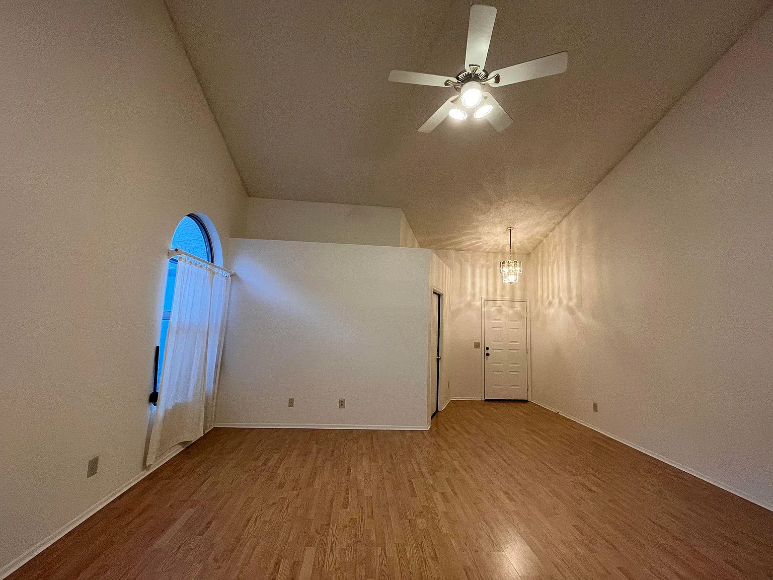 4175 E Cholla Canyon Dr — Photo 2