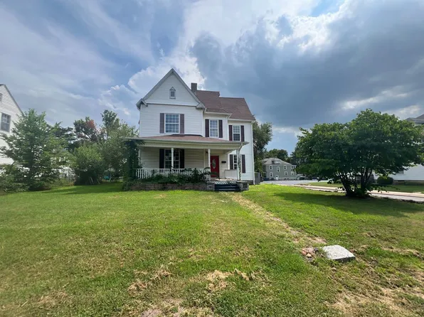 214 W Chestnut St, Carthage, MO 64836