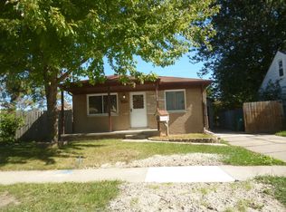 22030 Cushing Ave, Eastpointe, MI 48021