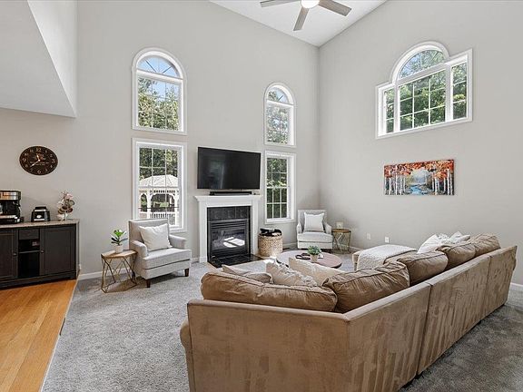 2nd image of 7 Gauthier Road