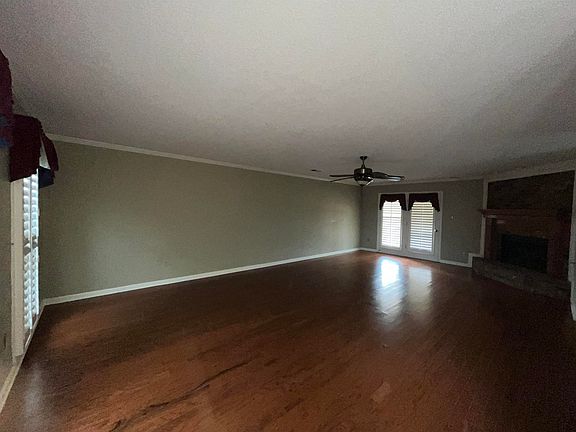 5th image of 8795 Chimneyrock Blvd