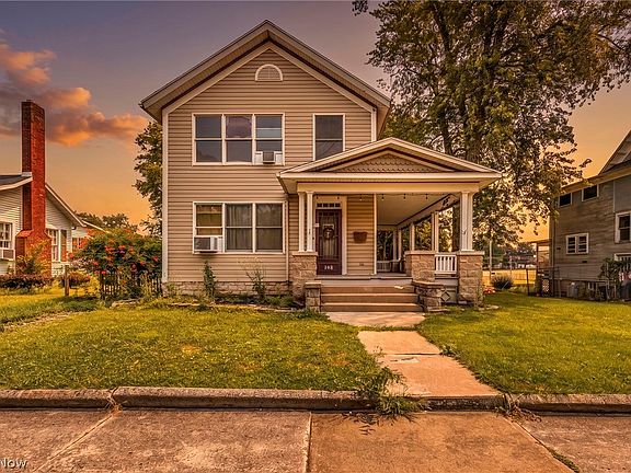 2nd image of 308 Castalia St