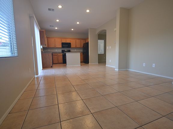 5th image of 937 Shining Rose Pl