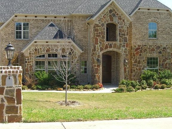 2nd image of 330 Hawkswood Dr
