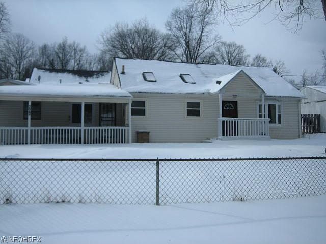 1st image of 228 Dunn Ave