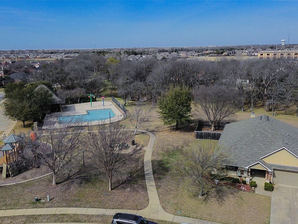 1st image of 3005 Briarbrook Dr