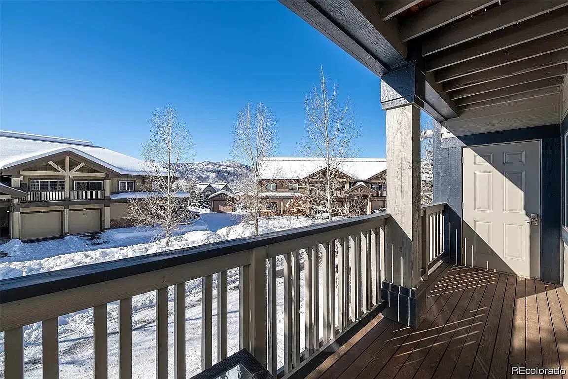 2 bed, 1060 sqft, $3,500 — Photo 3