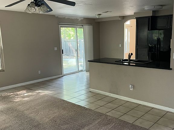 5th image of 5900 Pebble Creek Dr