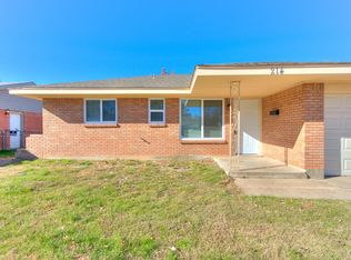 214 Thompson Dr, Norman, OK 73069