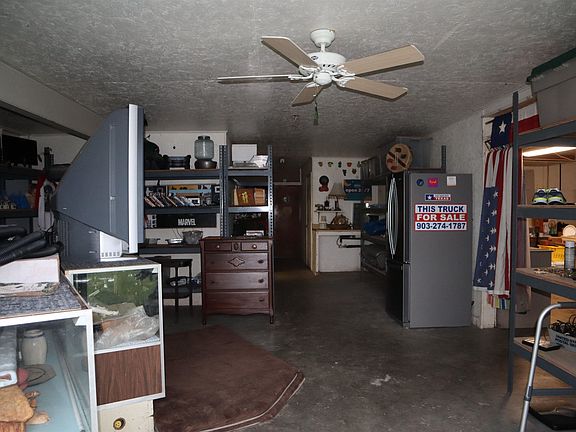 3rd image of 575 W Bolivar St