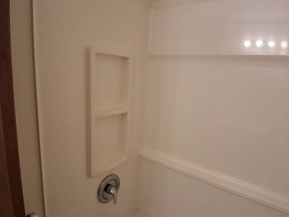 2nd image of 93575 Lookout Ln Spc 3