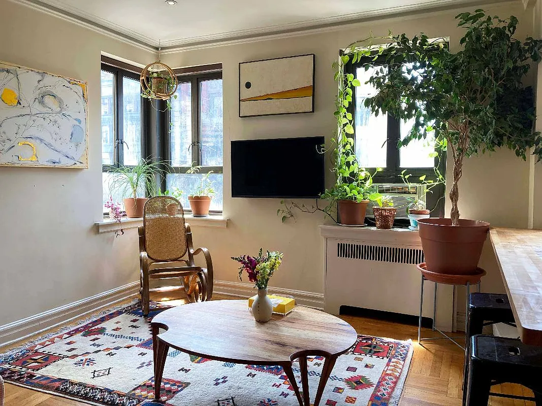 255 West 23rd St Unit 5FW  