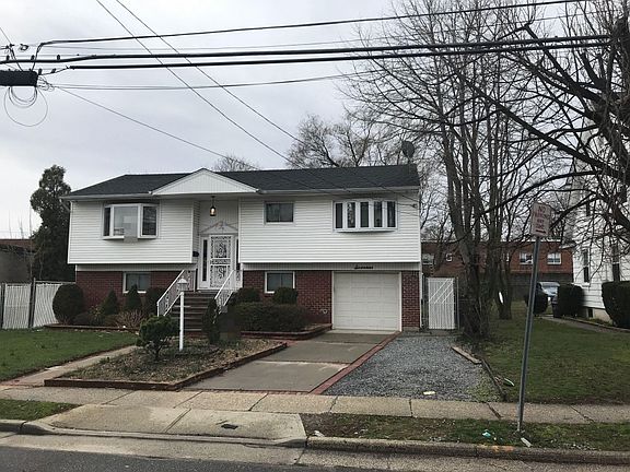 4th image of 17 Warner Ave