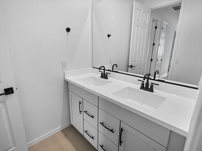 13415 W Eagle Feather Rd — Photo 31