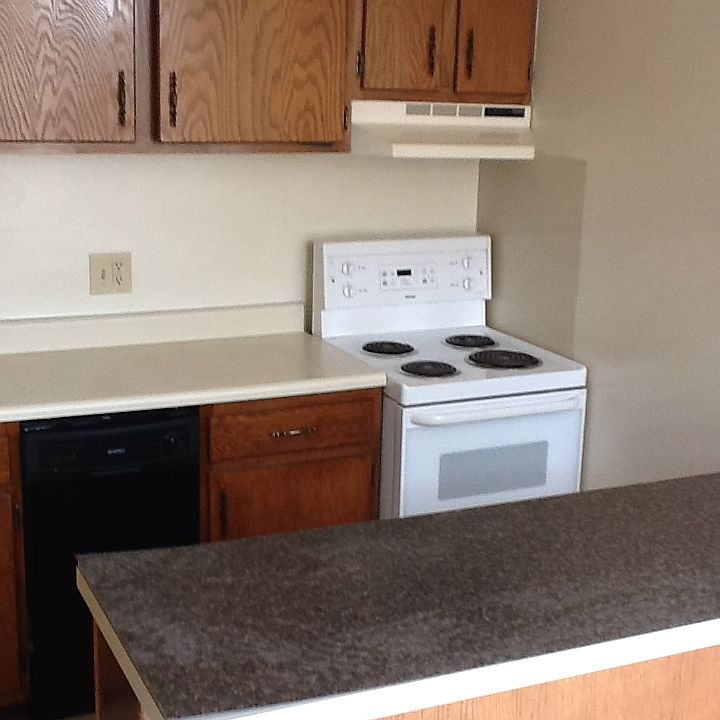2nd image of 609 N 5th St APT 16