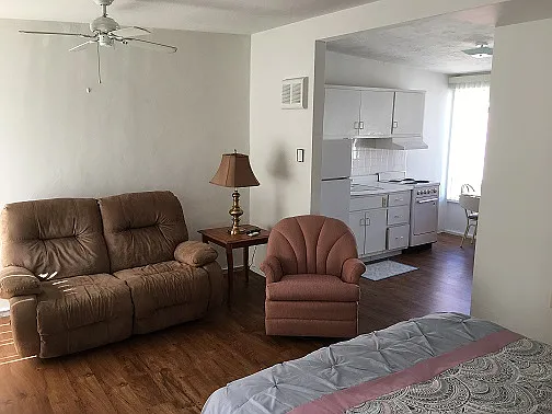 Suite with Kitchen