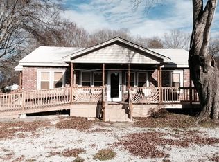 14 Henderson Falls Rd, Toccoa, GA 30577