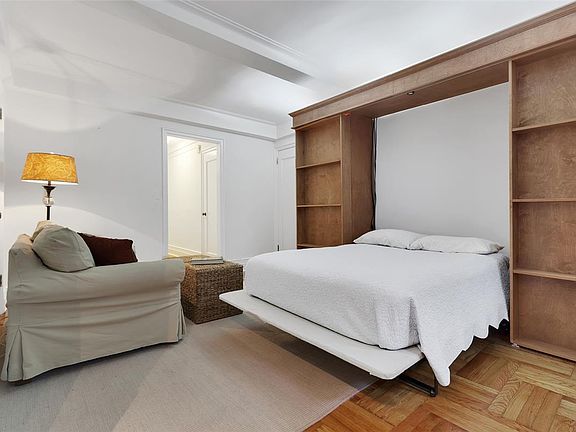 3rd image of 333 E 53rd St APT 2B