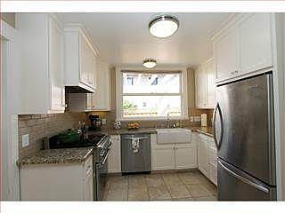 2nd image of 197 Wellesley Cres #Cc