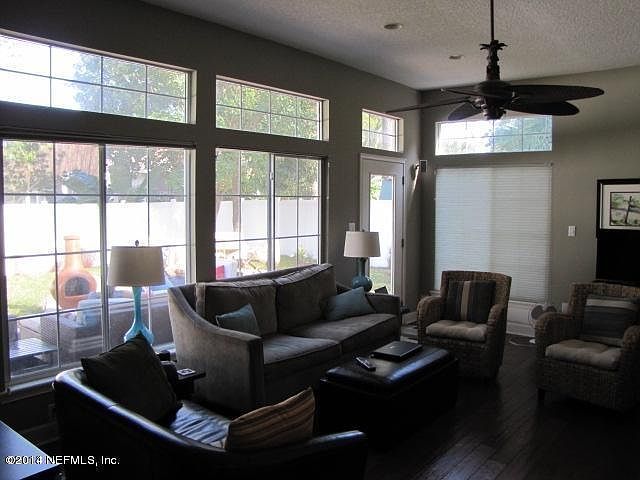 2nd image of 124 Summerfield Dr