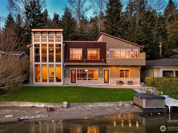 2076 Dellesta Drive, Bellingham, WA 98226