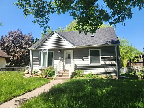 3716 Jackson St NE Photo 1