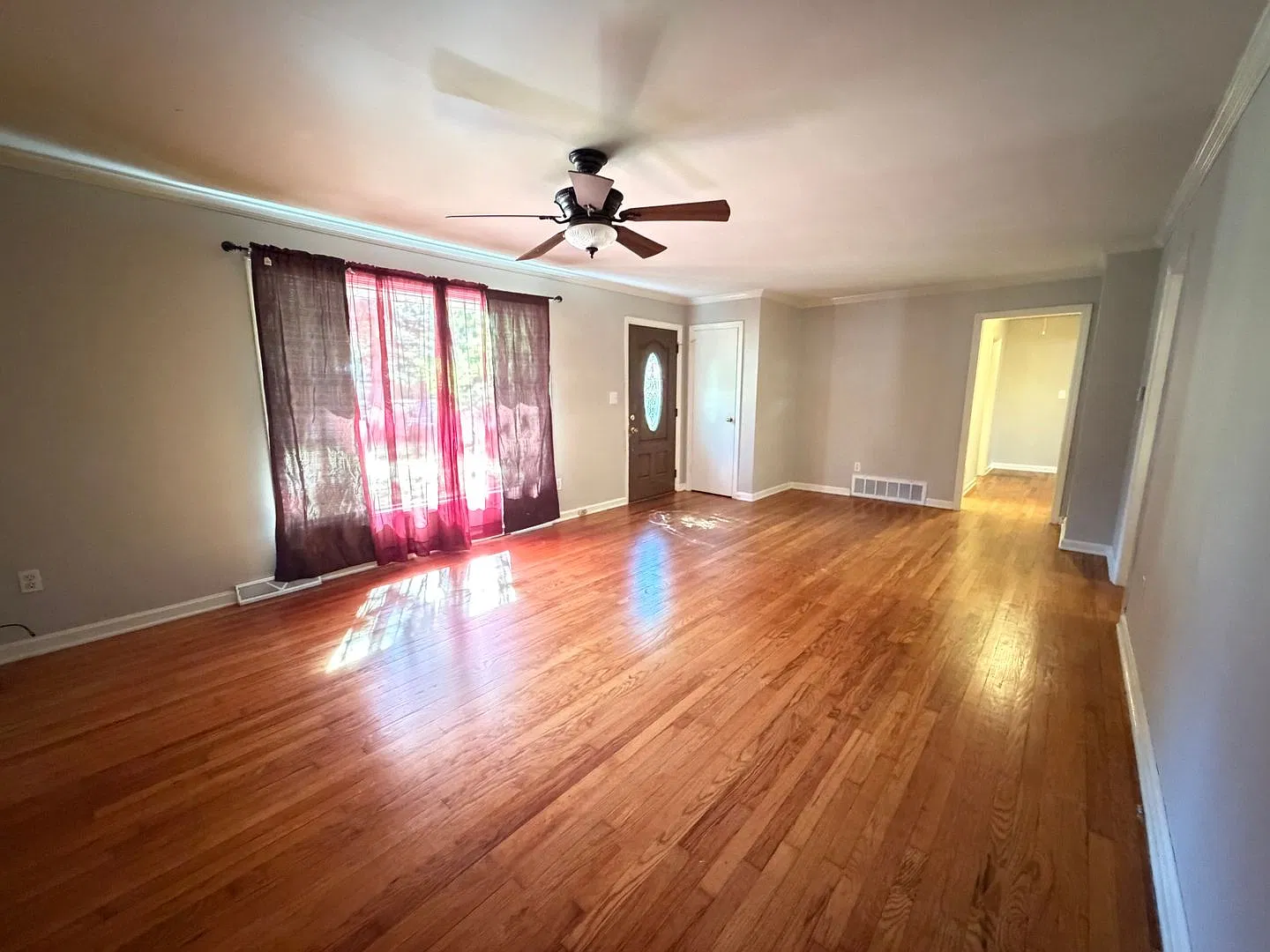 2 Bedrooms, 1.5 Bath - Home in Garden Lakes! — Photo 4